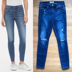 EUC GAP 1969 True Skinny Distressed Jean 30T